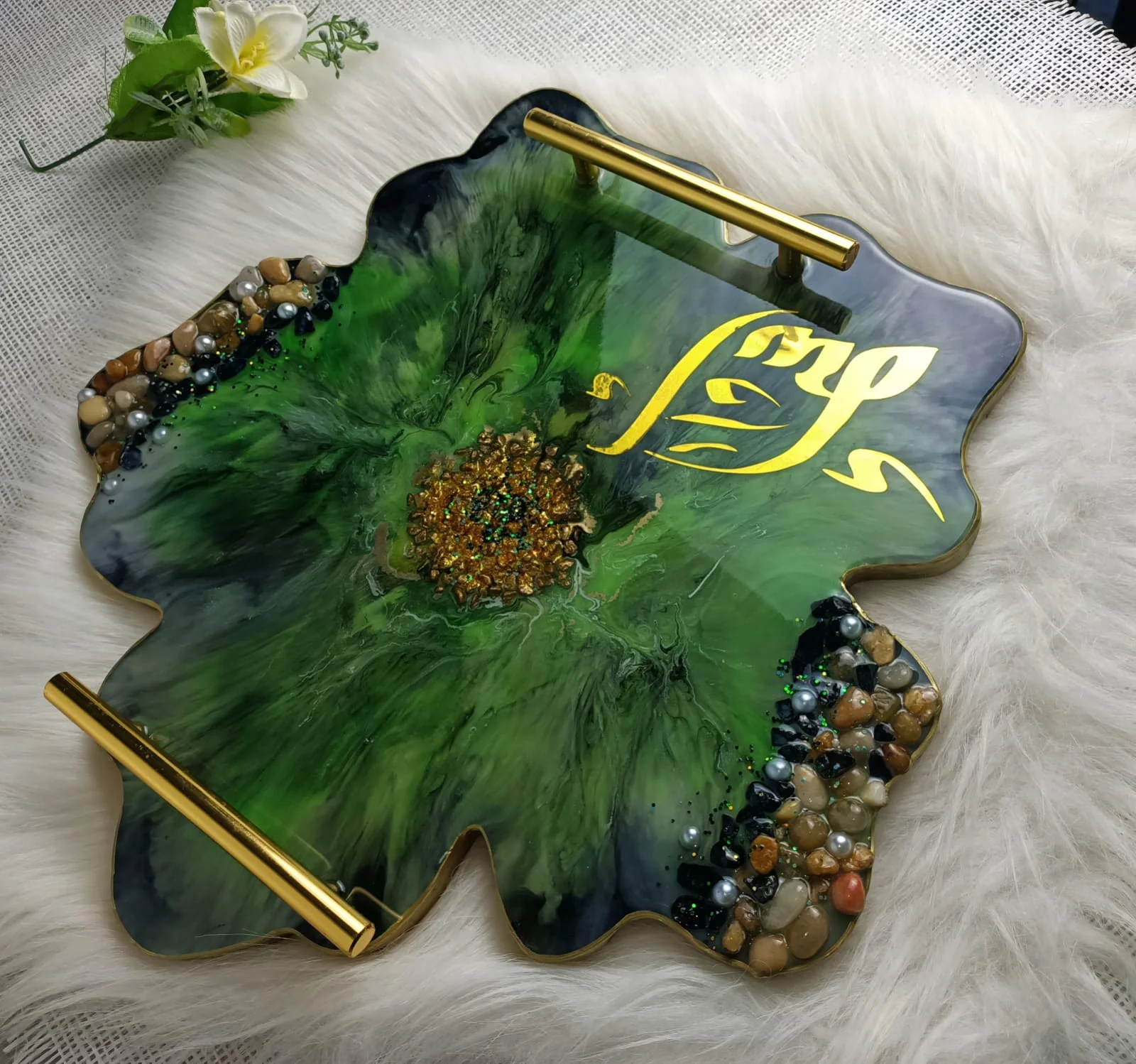 صينيه ريزن شكل وردة بالاسم — ورد ولوازم الخطوبة والزفاف — Resin Aswan