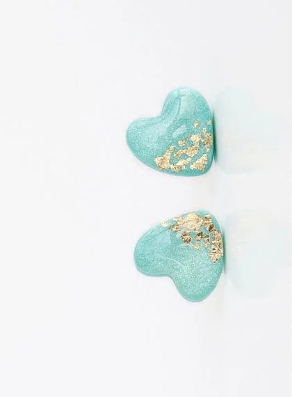 حلق ريزن شكل قلب — اكسسوارات يدوية — Resin Aswan