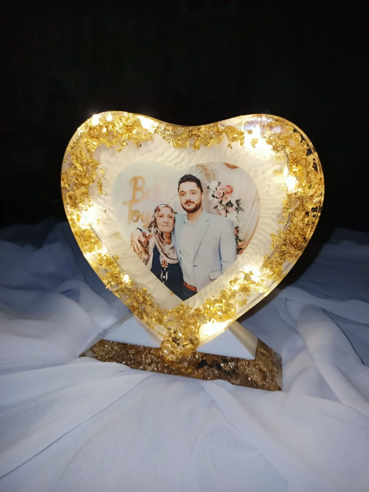 اباجورة قلب بالصورة — ديكورات منزلية يدوية — Resin Aswan