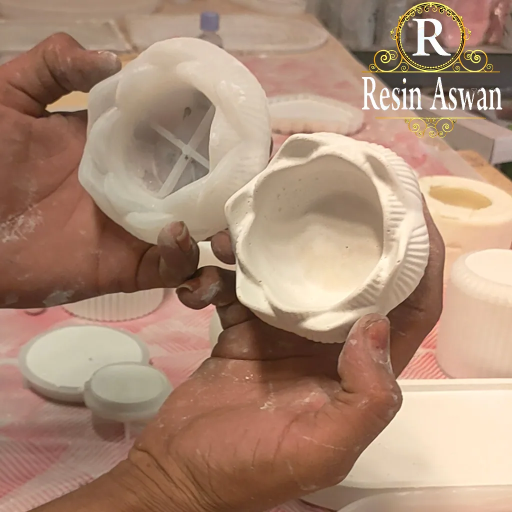 قطعه ديكور ورده لوتس — منتجات هاندميدكونكريت — Resin Aswan