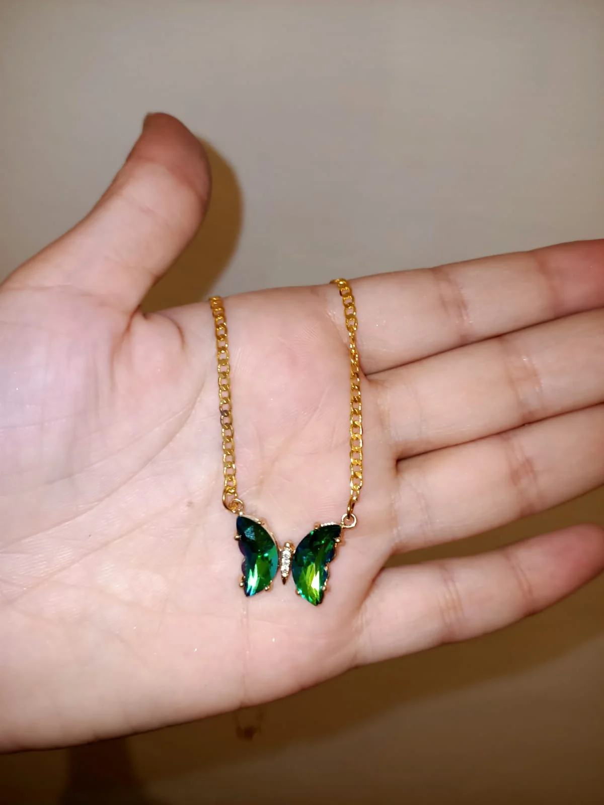 سلسله فراشه — اكسسوارات يدوية — Resin Aswan