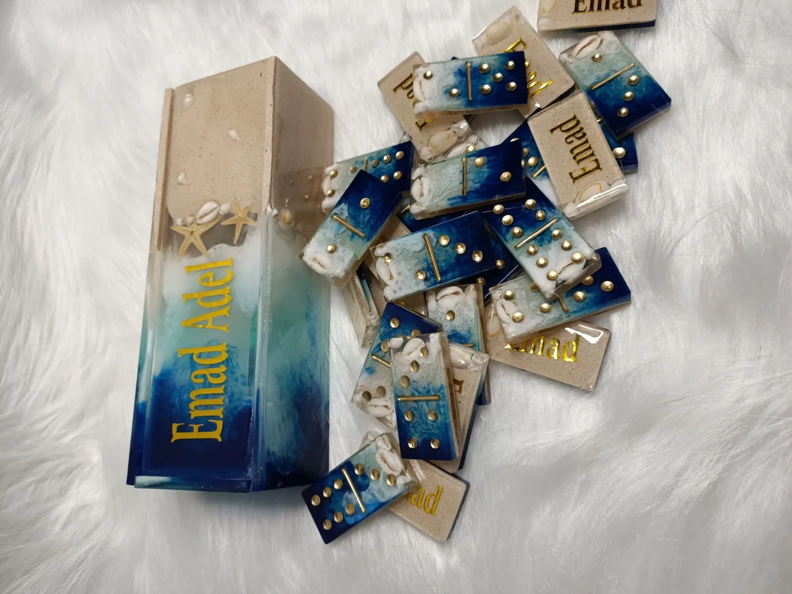 ضومنه ريزن بالعلبه شكل بحر — ديكورات منزلية يدوية — Resin Aswan